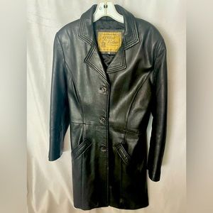 Vintage Kahut Leather Classic Women’s Leather 3/4 length Coat. Size M